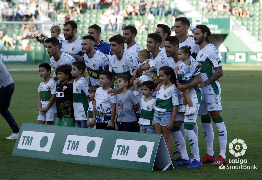 Once inicial del Elche ante el Rayo Vallecano / LFP