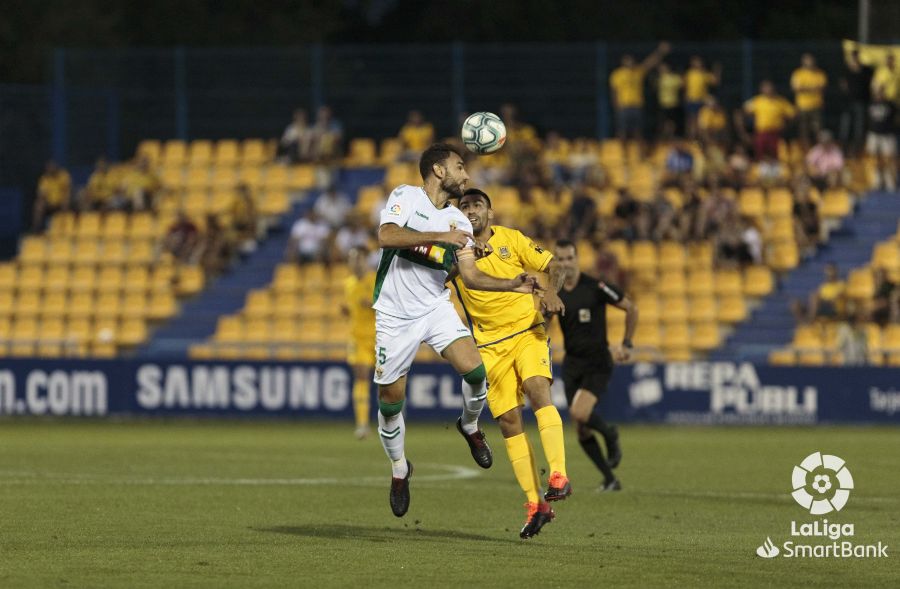 Partido entre Alcorcón y Elche de la temporada 19-20 / LFP