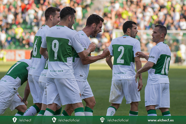 Los jugadores del Elche CF celebran un gol / Sonia Arcos - Elche CF