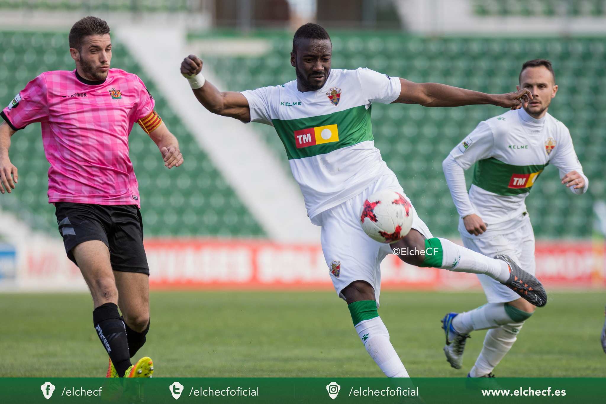 Neyder Lozano durante un partido del Elche CF / Sonia Arcos - Elche CF
