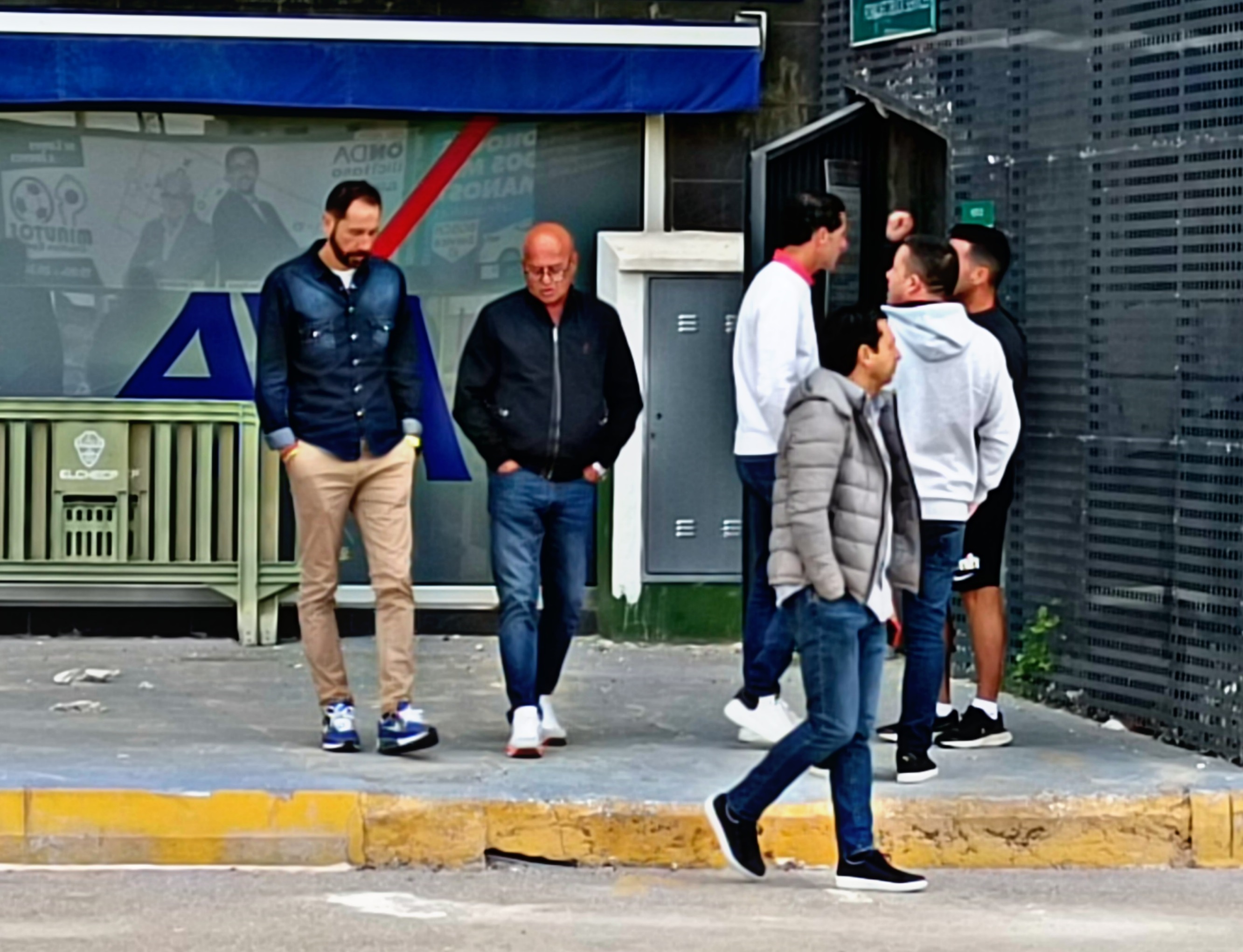 Pablo Machín en su primer día en el Martínez Valero / COPE Elche (100.8 FM)