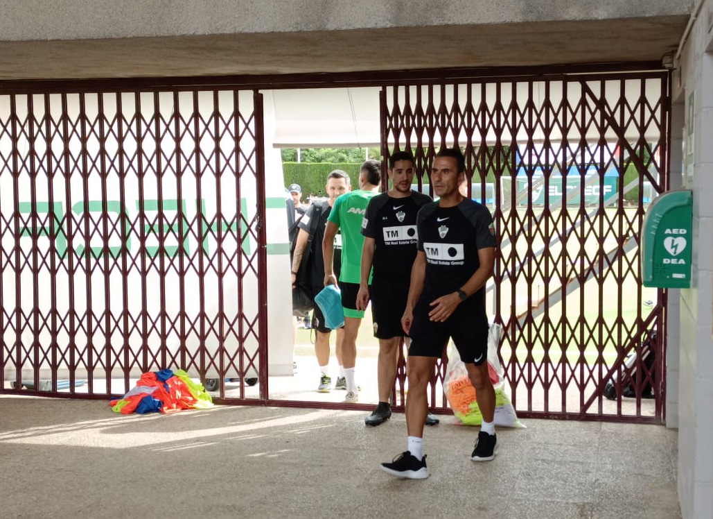 Álvaro Sala, durante su primer día al frente de los Servicios Médicos del Elche CF en el Díez Iborra / COPE Elche (100.8 FM)