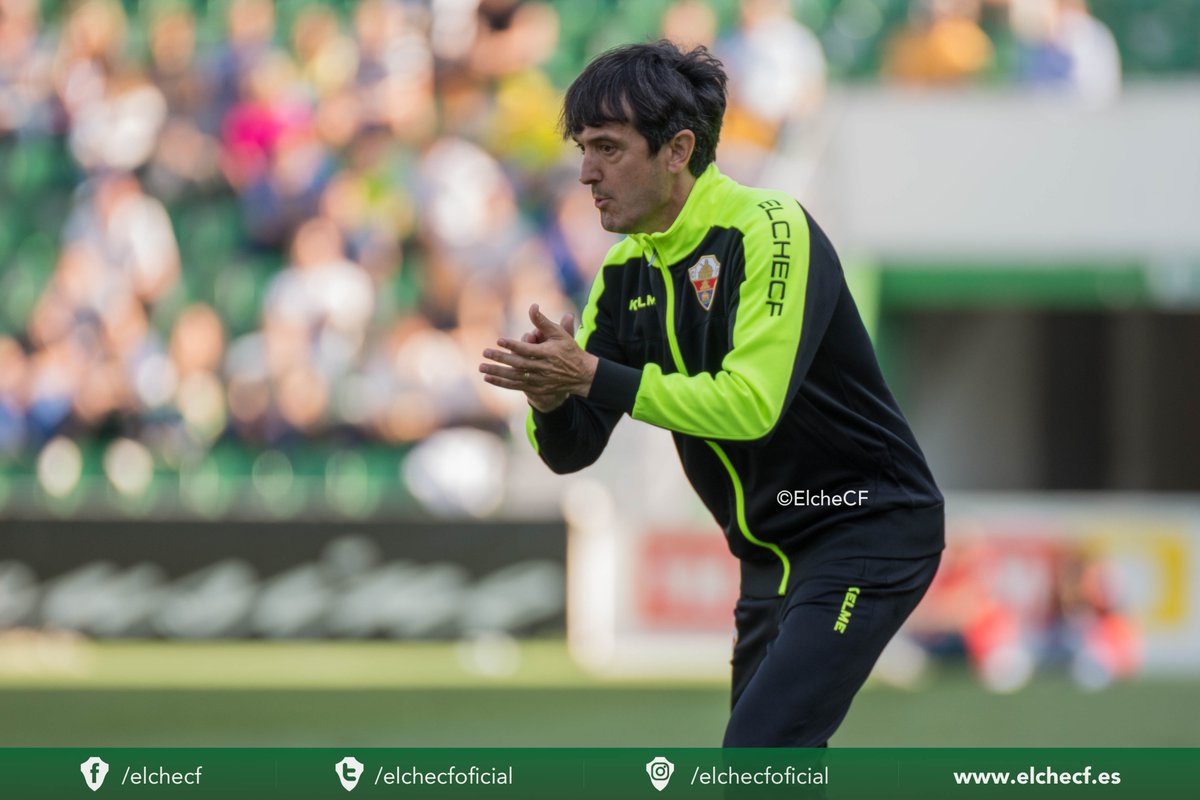 'Pacheta' dirige un partido del Elche en el estadio / Sonia Arcos - Elche CF