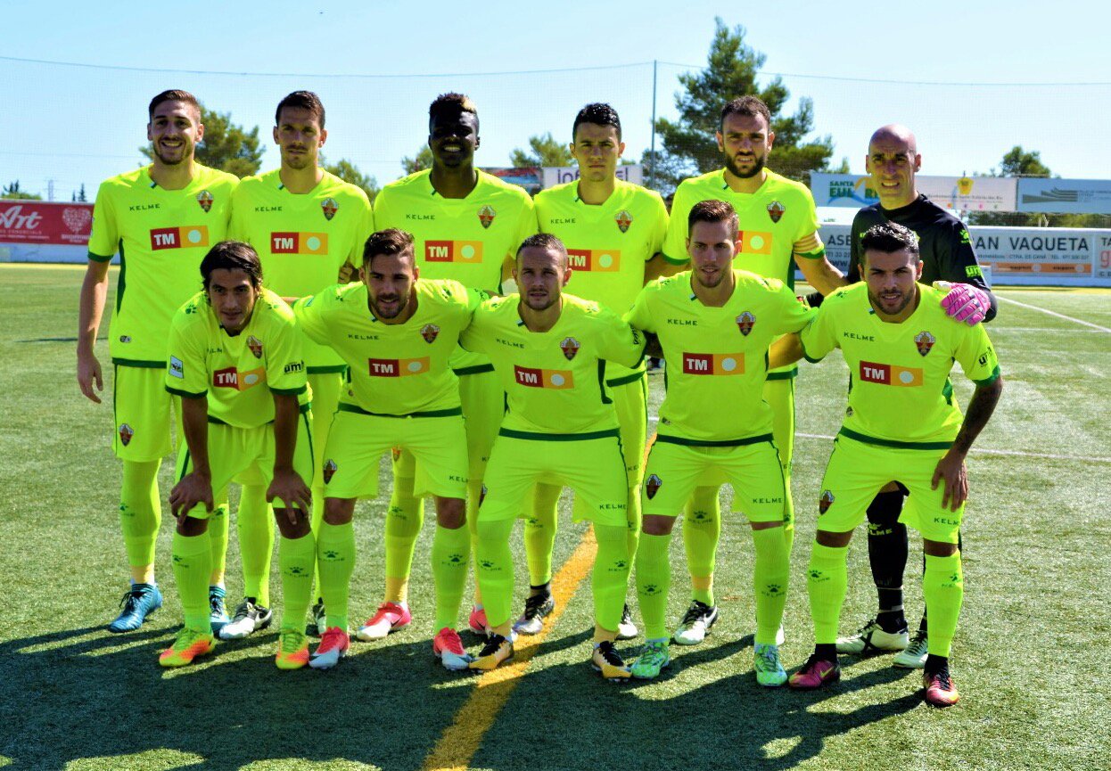 Once del Elche en Santa Eulalia para enfrentare al Peña Deportiva / Photo Prats