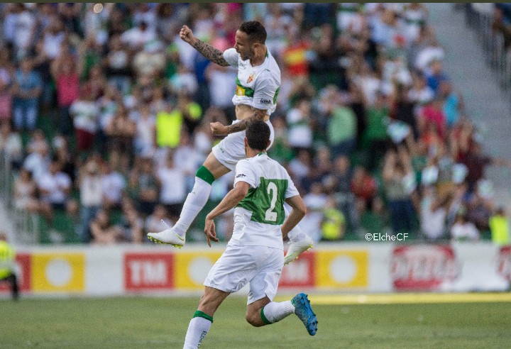 Iván Sánchez celebra su gol al Villarreal B / Sonia Arcos - Elche C.F.