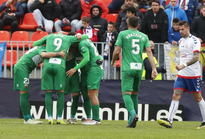 Los jugadores del Elche celebran un gol ante el Rayo Majadahonda / LFP Los jugadores del Elche celebran un gol ante el Rayo Majadahonda / LFP