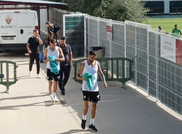 Mascarell completa el entrenamiento matinal que ha visitado hoy Bragarnik / COPE Elche (100.8 FM)