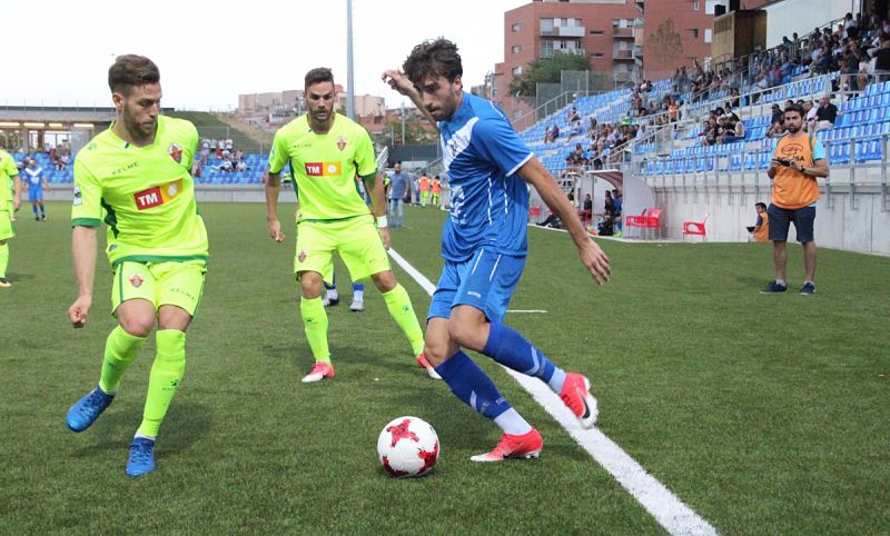 Partido de Copa del Rey entre Badalona y Elche / Eloy Molina