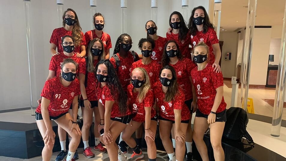 Las jugadoras del CBM Elche en su hotel de concentración para la Copa de la Reina 2020 / CBM Elche Oficial