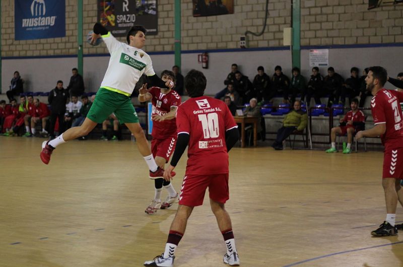 Partido entre el Club Balonmano Elche y Vila-Real