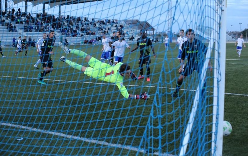 Partido entre Torrevieja y Elche Ilicitano / Joaquín Carrión