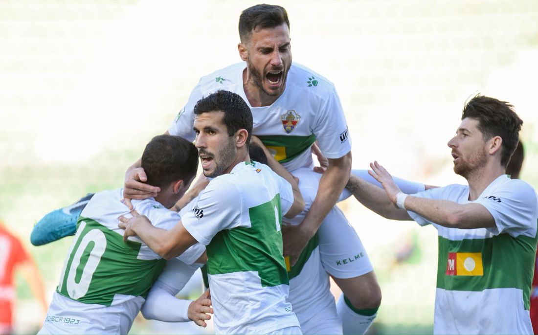 Los jugadores del Elche celebran un gol al Deportivo Aragón / Sonia Arcos - Elche C.F. Oficial