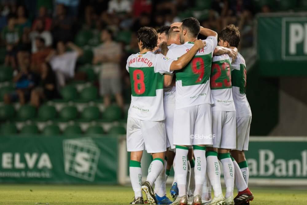 Los jugadores del Elche celebran un gol ante el Granada en Copa del Rey - Sonia Arcos - Elche C.F.