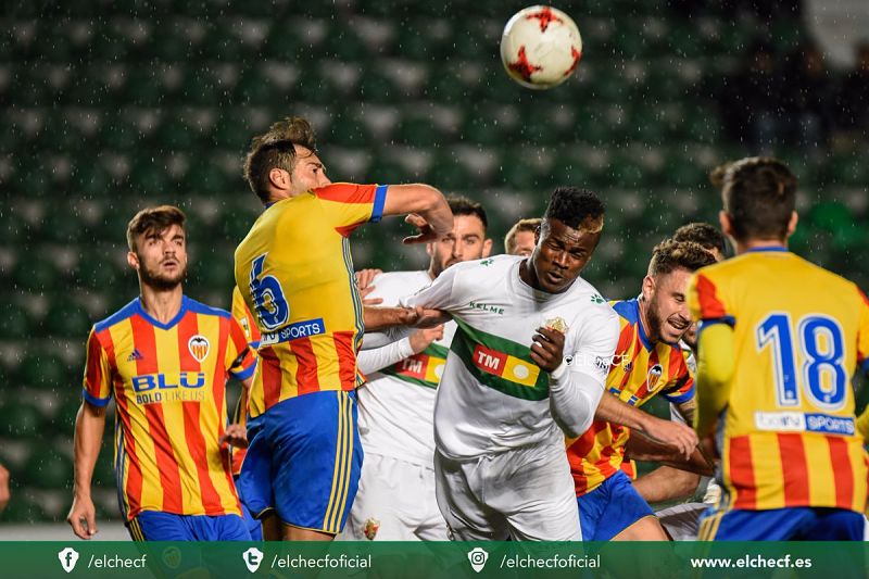 Partido entre Elche y Valencia Mestalla en el estadio Martínez Valero / Sonia Arcos - Elche C.F. Oficial