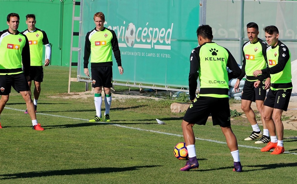 Entrenamiento del Elche en el anexo / Elche CF