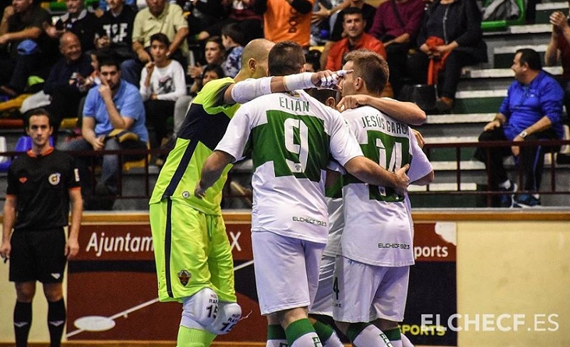 Los jugadores del Elche Sala celebran un gol / Sonia Arcos - Elche CF