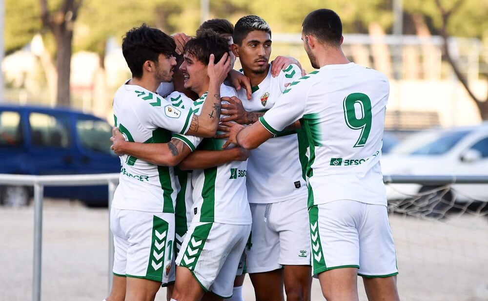 Los jugadores del Elche Ilicitano celebran un gol ante el Hércules B / Andrea Palazón - Elche C.F. Oficial