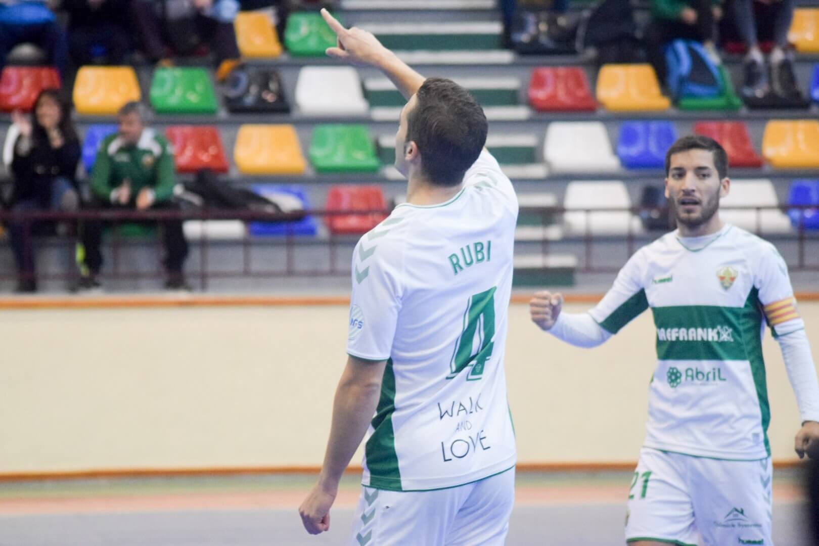 Los jugadores del Elche C.F. Sala celebran un gol en la temporada 19-20 / LFP