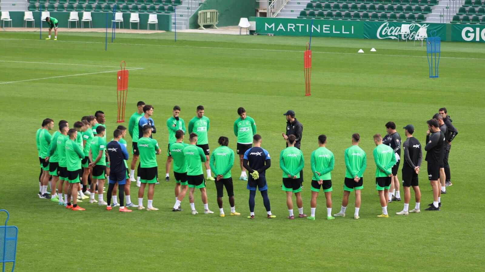 Entrenamiento del Elche en la temporada 22-23 / Elchedirecto.com