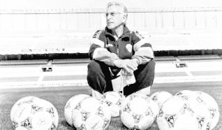 Felipe Mesones en el estadio Martínez Valero / Archivo histórico