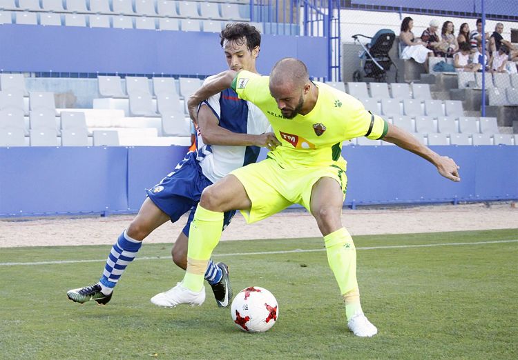 Golobart durante una acción del partido entre Sabadell y Elche Golobart durante una acción del partido entre Sabadell y Elche