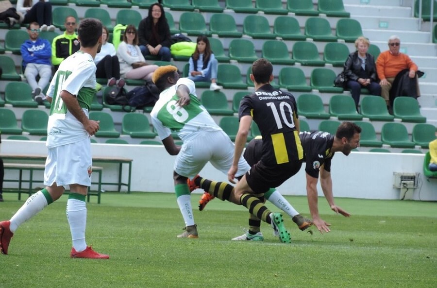 Partido entre Ilicitano y Paterna en el Martínez Valero / Elche C.F. Oficial