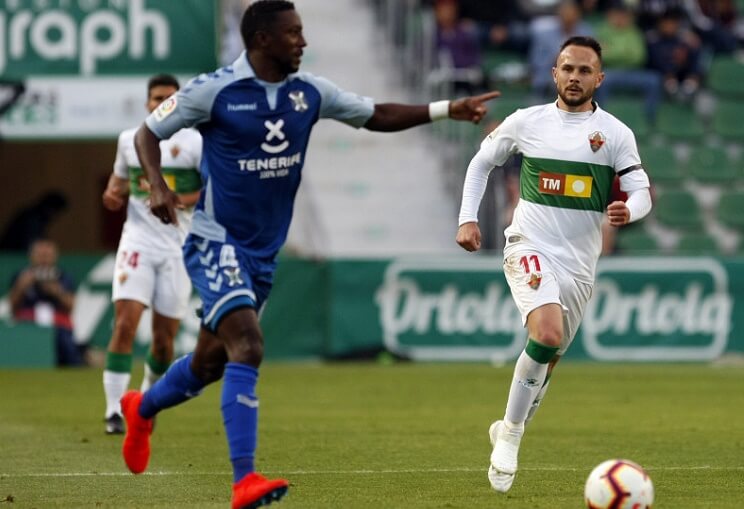 Partido entre Elche y Tenerife en el Martínez Valero | LFP