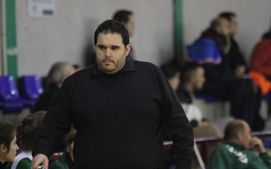 Joaquín Rocamora, entrenador del Elche Mustang / Deportecienporcien.com