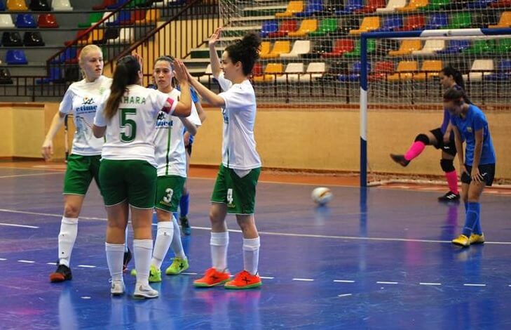Las jugadores del Joventut d'Elx celebran un gol / Cristina Mateo