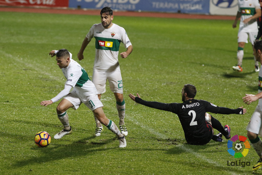 Liberto controla el balón ante el Reus / LFP