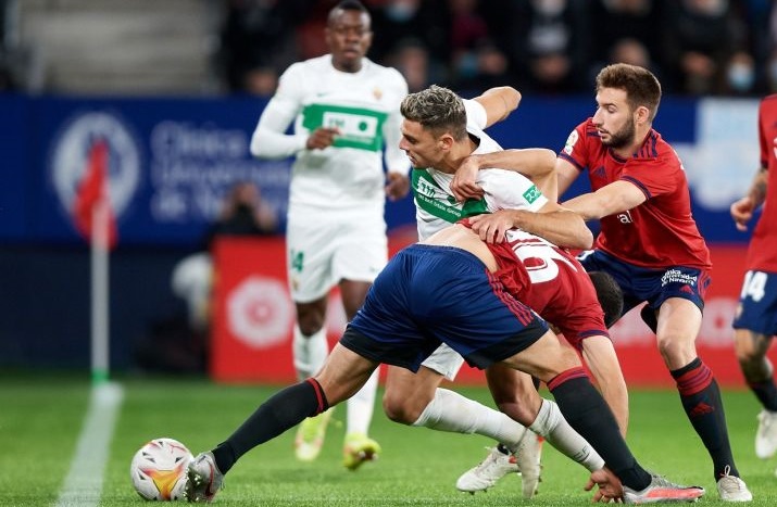 Partido entre Osasuna y Elche, en la temporada 21-22 / LaLiga