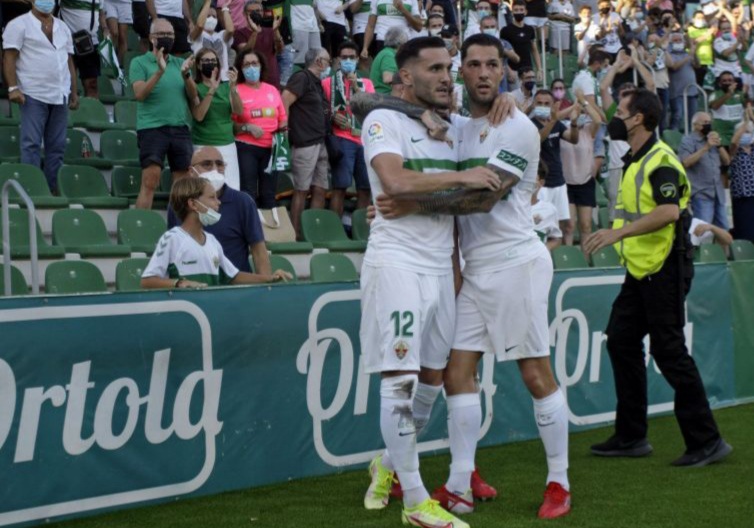 Lucas Pérez y Tete Morente celebran un gol del primero ante el Levante / LaLiga