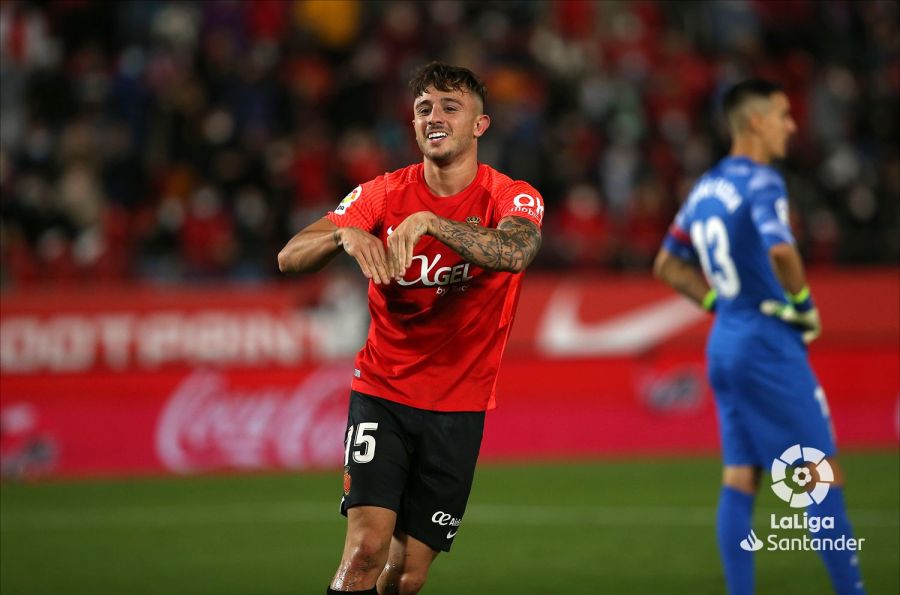 Maffeo celebra su gol con el Mallorca ante el Elche / LaLiga Maffeo celebra su gol con el Mallorca ante el Elche / LaLiga
