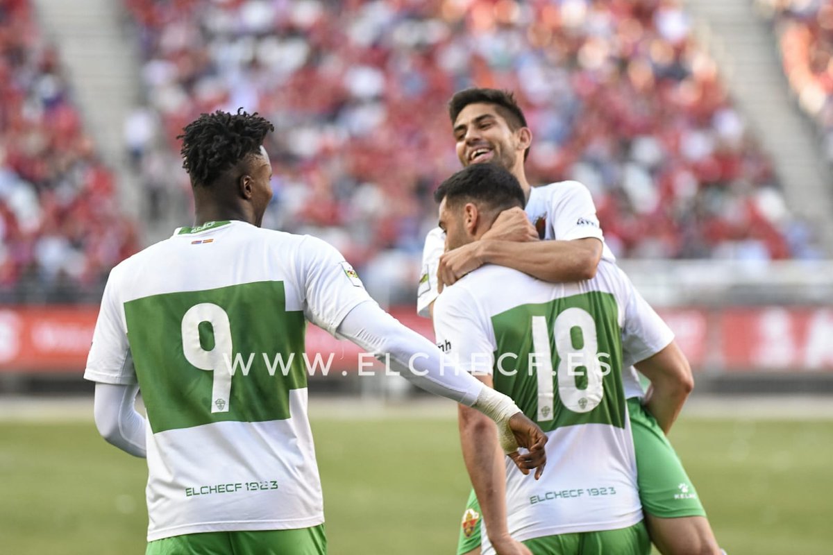 Los jugadores del Elche celebran un gol al Real Murcia en la Nueva Condomina / Sonia Arcos - Elche C.F.