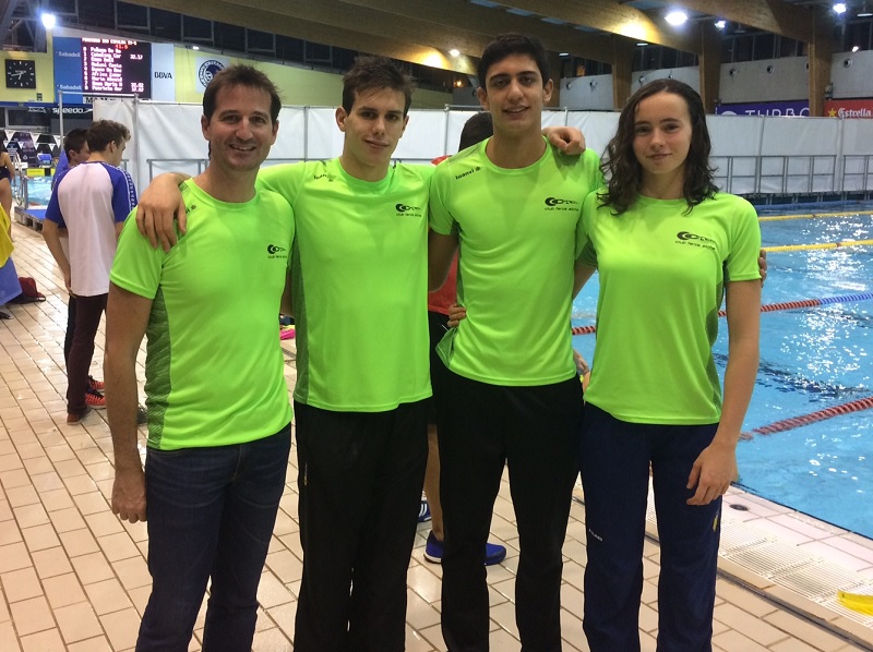 Nadadores junior del Club de Tenis Elche