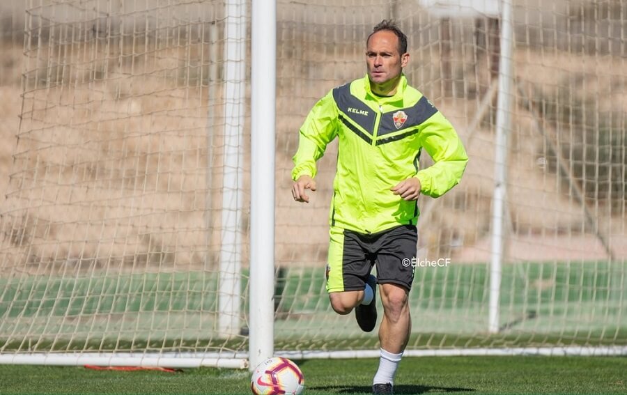 Nino durante un entrenamiento con el Elche en la temporada 18-19 | Sonia Arcos - Elche C.F. Nino durante un entrenamiento con el Elche en la temporada 18-19 | Sonia Arcos - Elche C.F.