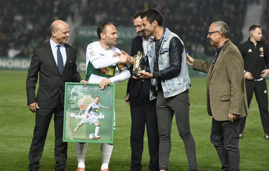Nino recibe un homenaje por sus 132 goles con el Elche CF / Sonia Arcos - Elche CF