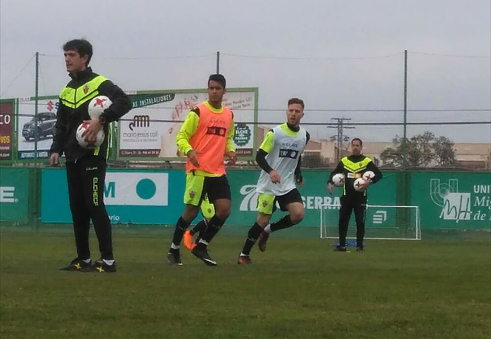 Pacheta dirige su primer entrenamiento con el Elche / Elchedirecto.com Pacheta dirige su primer entrenamiento con el Elche / Elchedirecto.com