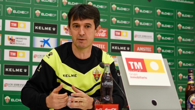 Pacheta durante una rueda de prensa con el Elche / Sonia Arcos - Elche C.F.