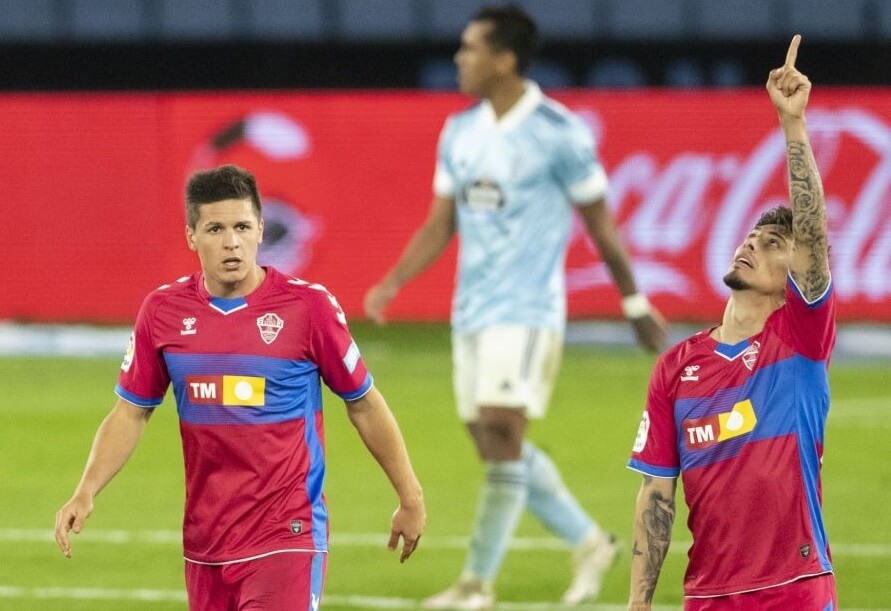 El jugador del Elche, Emiliano Rigoni, celebra su gol ante el Celta de Vigo / LaLiga