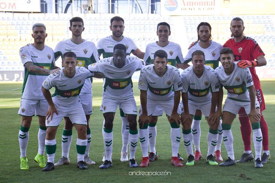 Once inicial del Elche CF en un partido de pretemporada ante el UCAM Murcia en julio de 2019 / Andrea Palazón