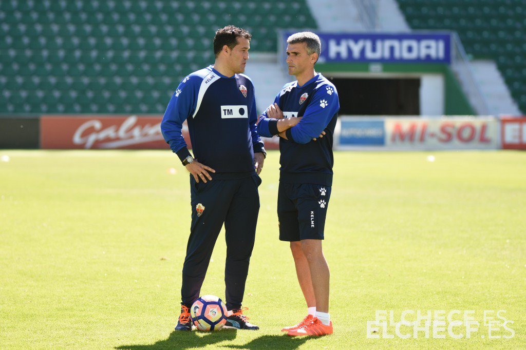 Vicente Parras durante un entrenamiento con el Elche / Sonia Arcos - Elche C.F.